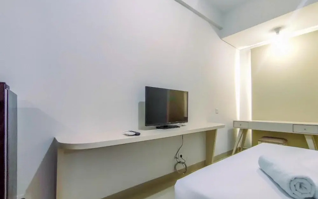 Elegant And Comfy Studio Barsa City Apartment