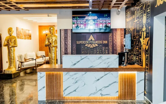 Superior Pyramids INN