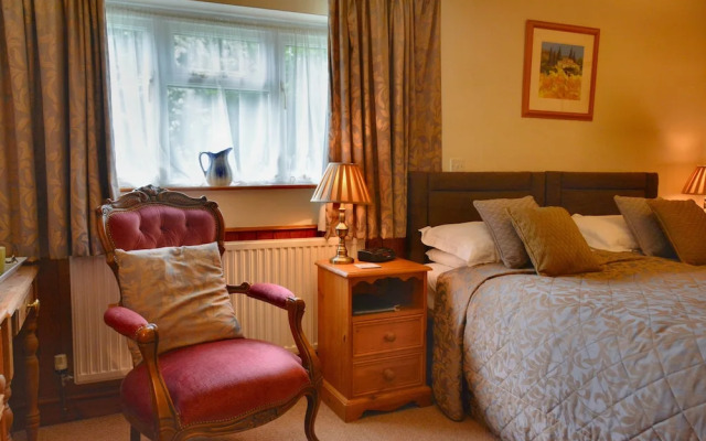 The Crown Country Inn