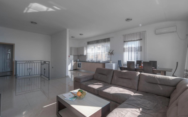 Berg Apartments