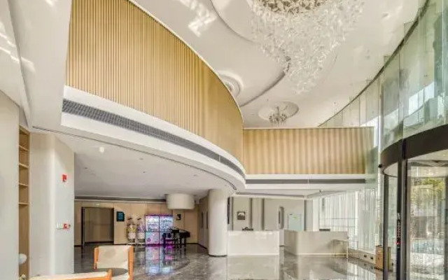 Yunqi Hotel