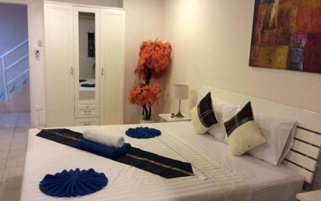 Отель Tuscany Kata Guesthouse вид на фасад