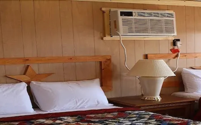 Oasis Lodge