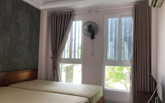 Отель Homestay Des Amis - Ban Huu комната для гостей