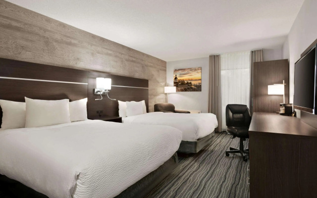 Days Inn by Wyndham Kingston