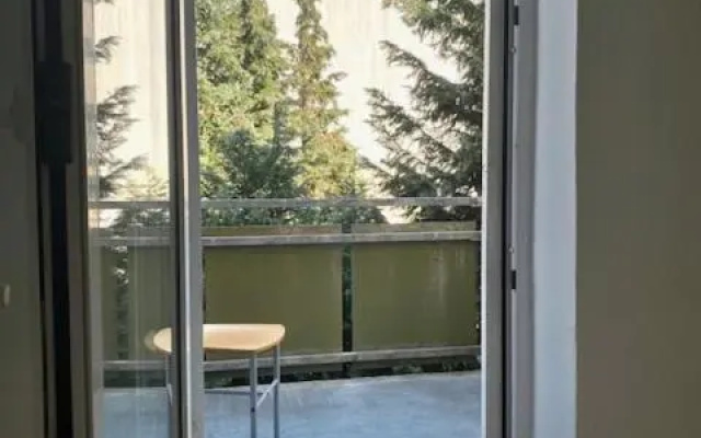 Industry - Appartement mit Balkon