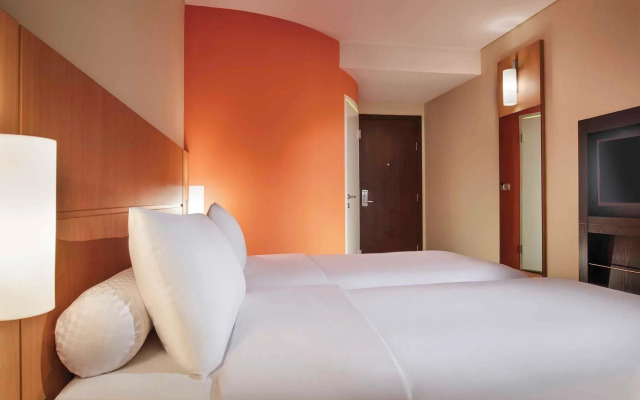 ibis Surabaya City Center