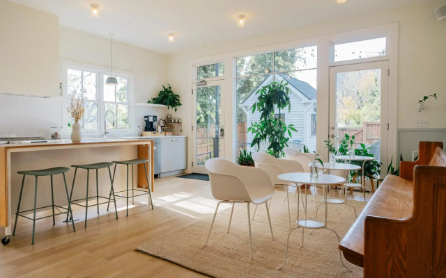 Guest House Raleigh - Adults Only
