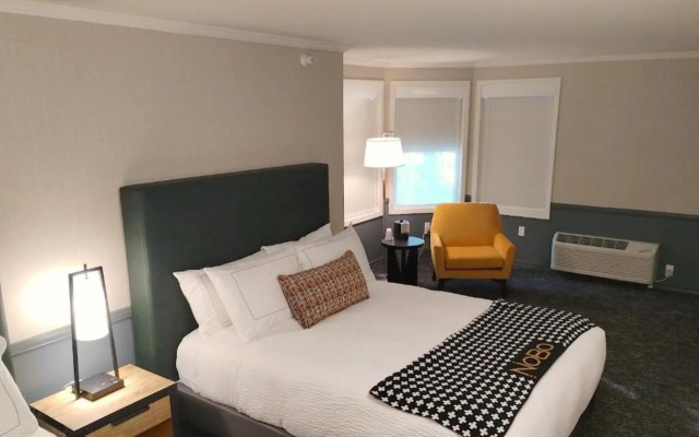 Hotel NoBo Cascade, Tapestry Collection by Hilton