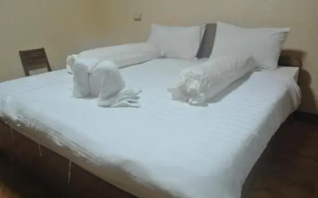 Phetsukxay 1