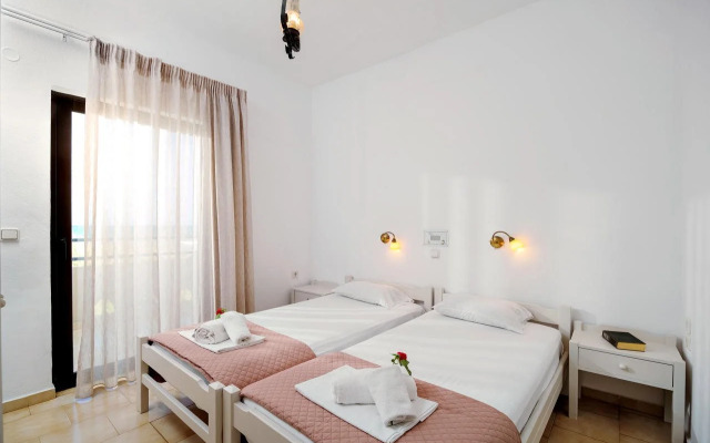 Matzi Studios & Apartments