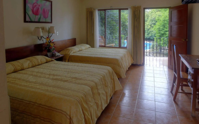 Hotel Boyeros