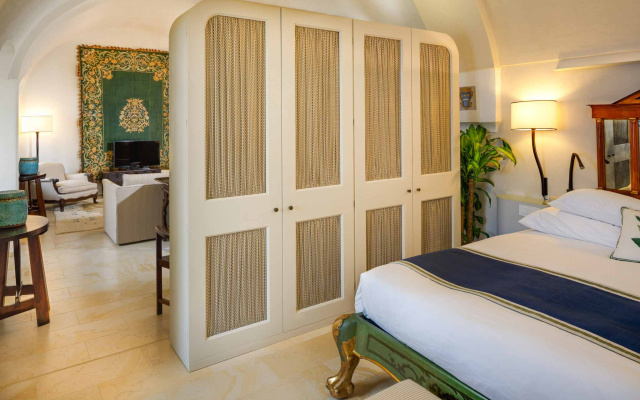 Monastero Santa Rosa Hotel & Spa
