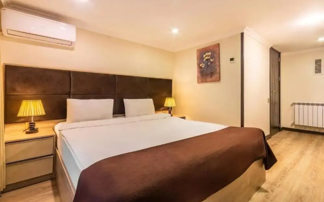 Deluxe İnn Hotel Baku