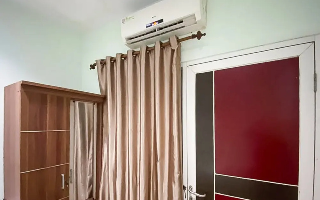 RedDoorz Hostel @ FInest Medan