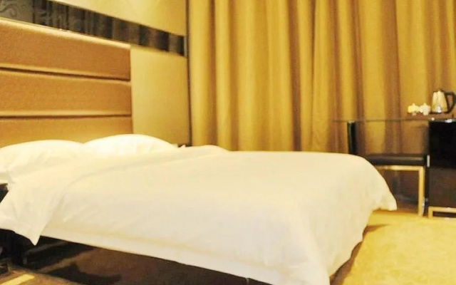 ChonpinesHotel