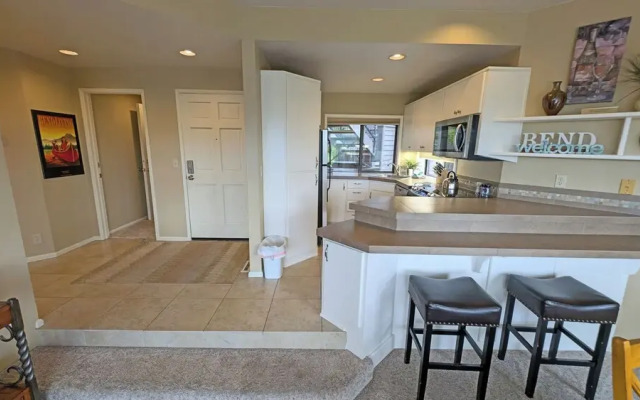 Mt Bachelor Village 332 A SR