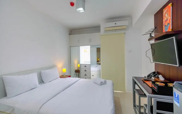 Comfy and Modern Studio Pakubuwono Terrace Apartment by Travelio