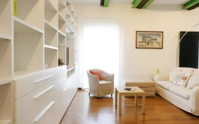 Historical Apartment near Spanish Steps