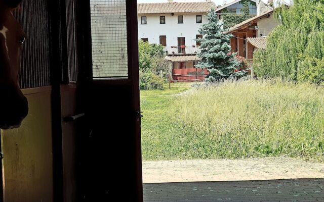 Отель Cascina Moretta Италия, Ферно - отзывы, цены и фото номеров - забронировать отель Cascina Moretta онлайн вид на фасад