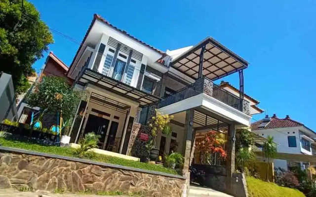 Villa Edelweis Kav 6 With Private Pool By HND