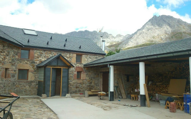 Albergue El Rebezo