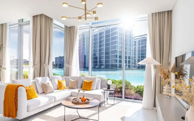 LUX The District One Lagoon View Suite