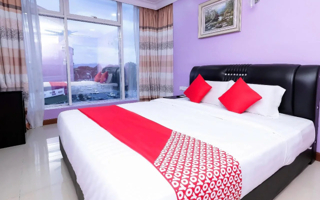 OYO 714 Arina Hotel