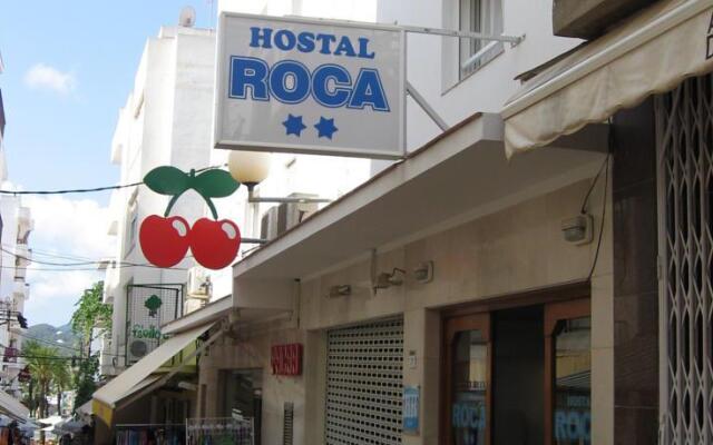 Отель Hostal Roca вид на фасад
