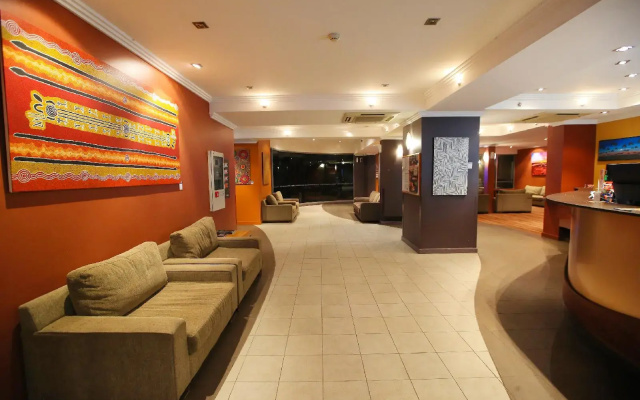 Stay at Alice Springs Hotel
