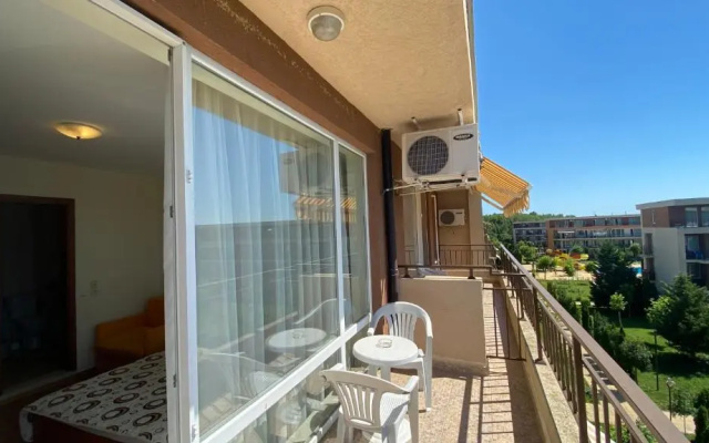 Studio in Sunny Beach 2