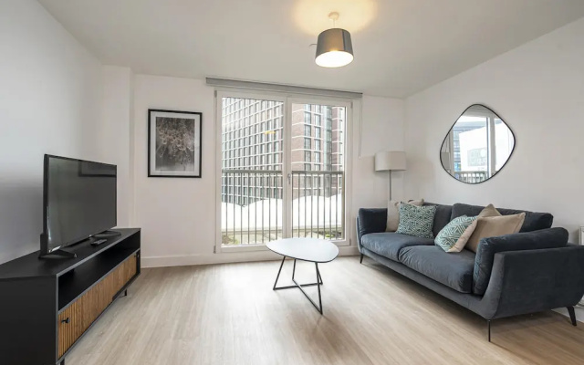 Contemporary City Flat