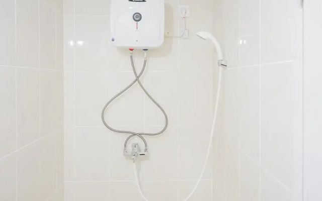 Pool View Studio Apartment at M-Town Residence
