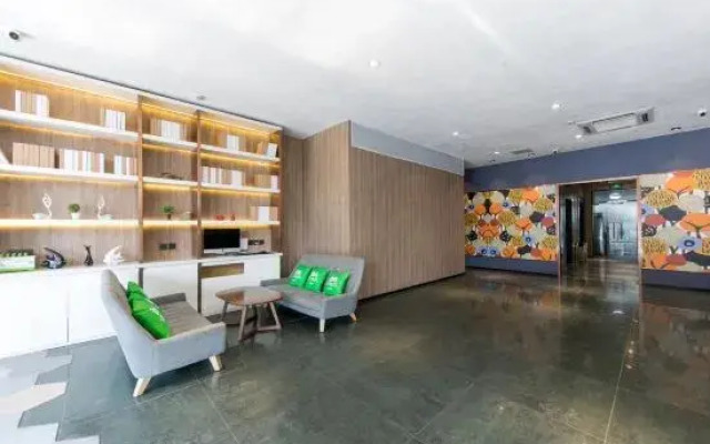 Ibis Styles Shanghai caohejing Hotel
