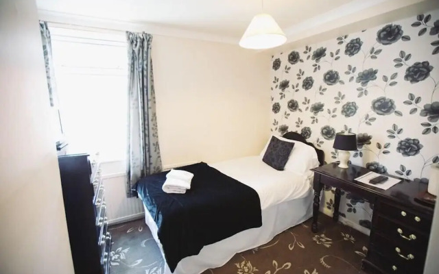 Bowmans Hotel