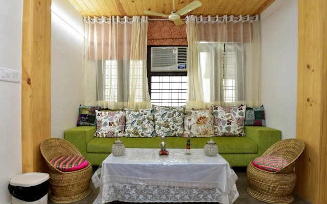 Shanti Villas - Luxury Home Stay Apartment