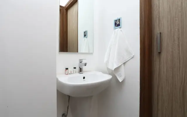 OYO 13172 Home Exotic 1BHK Pacific Golf Estate