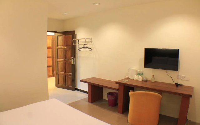 Station Gold Budget Hotel