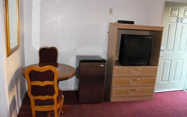 Beacon Motel