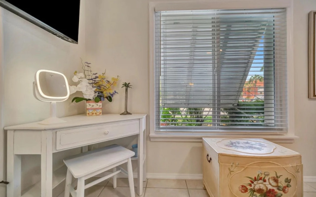 Bermuda Bay Beachside Condo