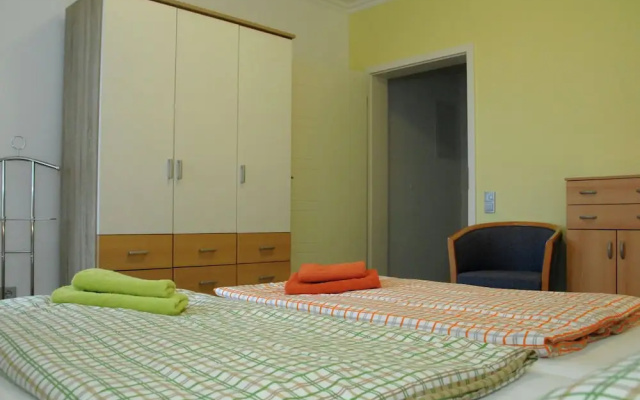 Spacious Apartment in Pepelow near Sea