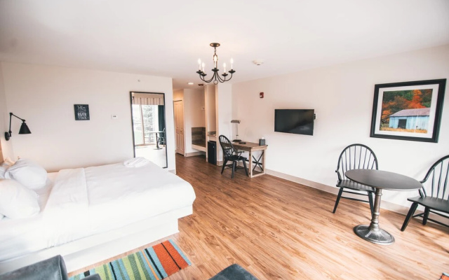 Inn on Water Street