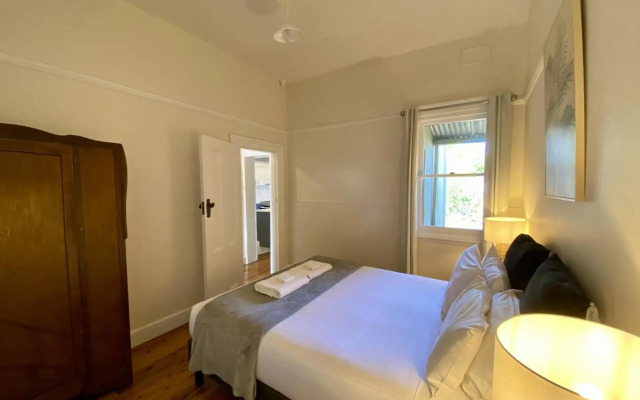 Roseland Cottage - Central Location