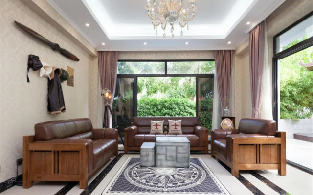 1940 Luxury Villa