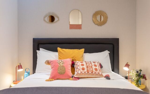 Отель Sweet Inn - Kensington High Street Великобритания, Лондон - отзывы, цены и фото номеров - забронировать отель Sweet Inn - Kensington High Street онлайн вид на фасад
