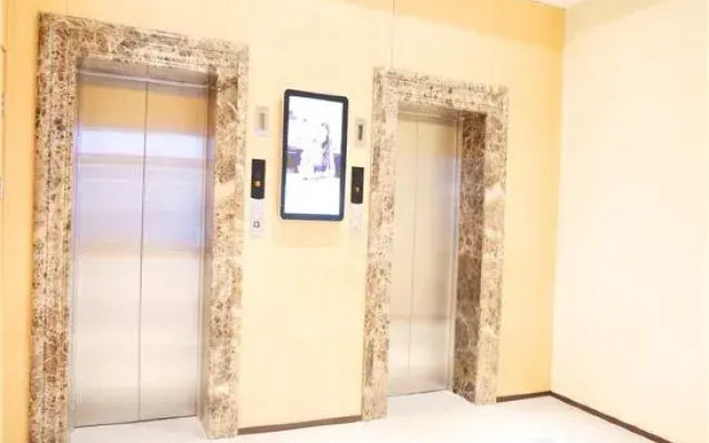 HanTing Hotel (Manzhouli Beihu Park)