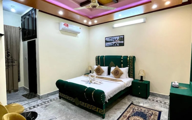 Sapphire Inn
