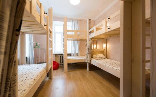 Makarov Hostel
