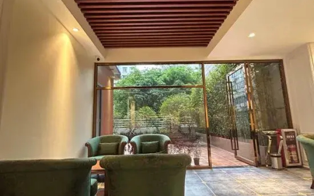 Jiyue Hotel