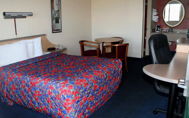 Q Lodging